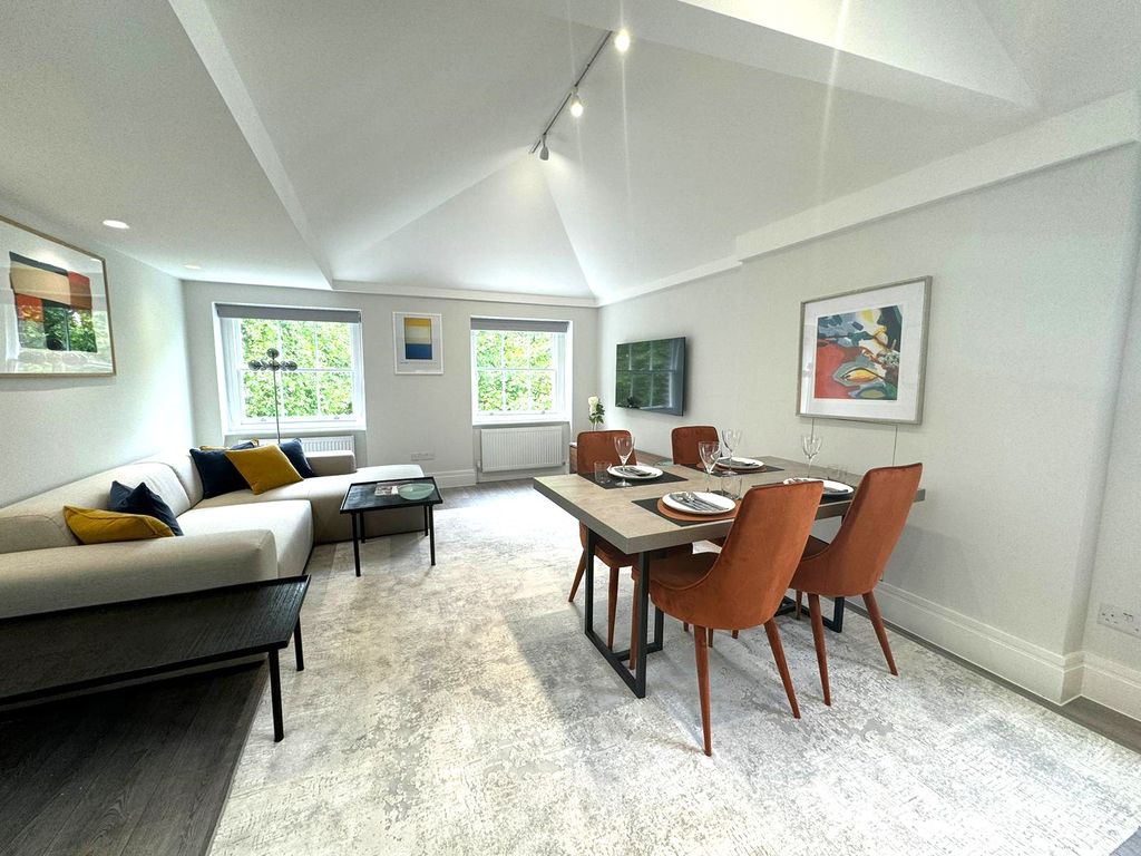 2 bed flat to rent in Rutland Gate, London SW7, £5,048 pcm Zoopla