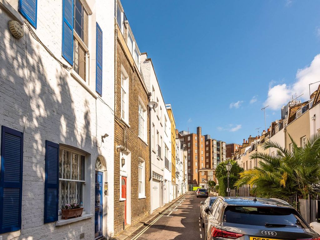 1 bed flat to rent in Montpellier Walk, Knightsbridge, London SW7, £