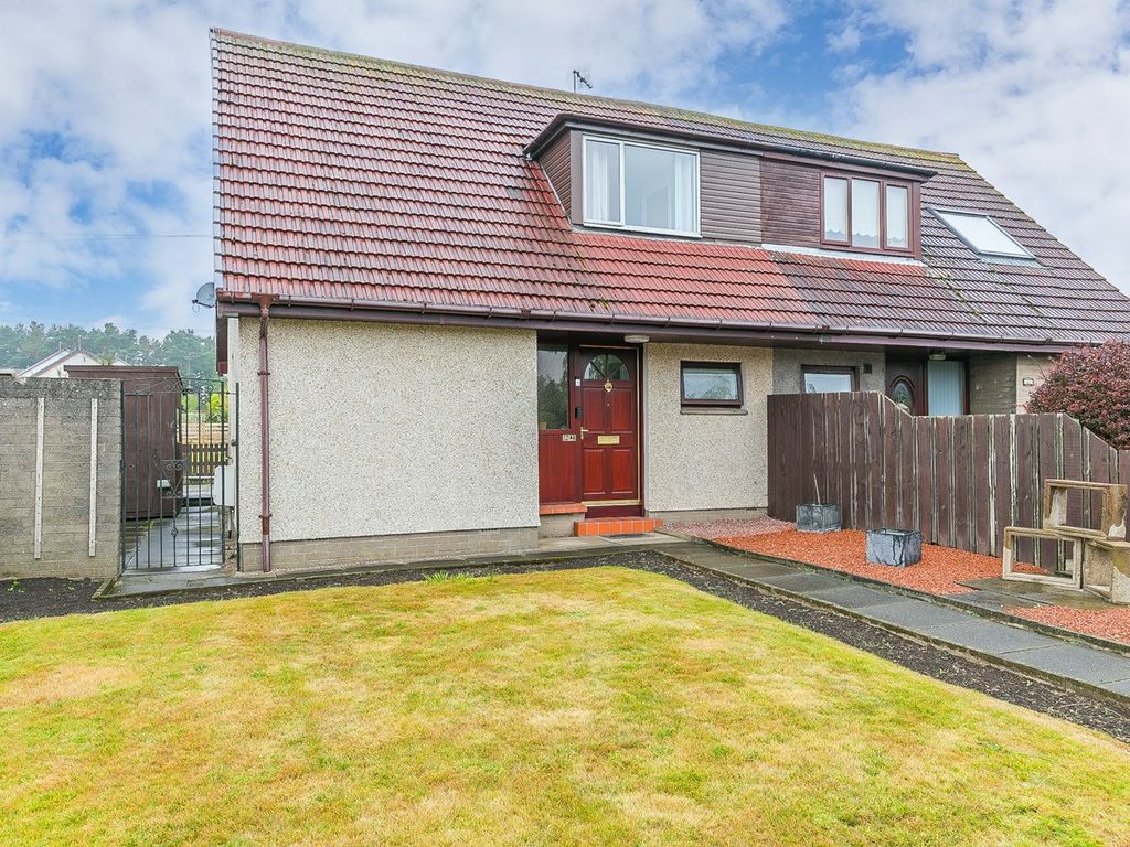 3 bed semidetached house for sale in Durie's Park, Tranent, Edinburgh