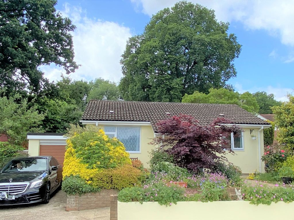 2 bed detached bungalow for sale in Perrys Gardens, West Hill, Ottery