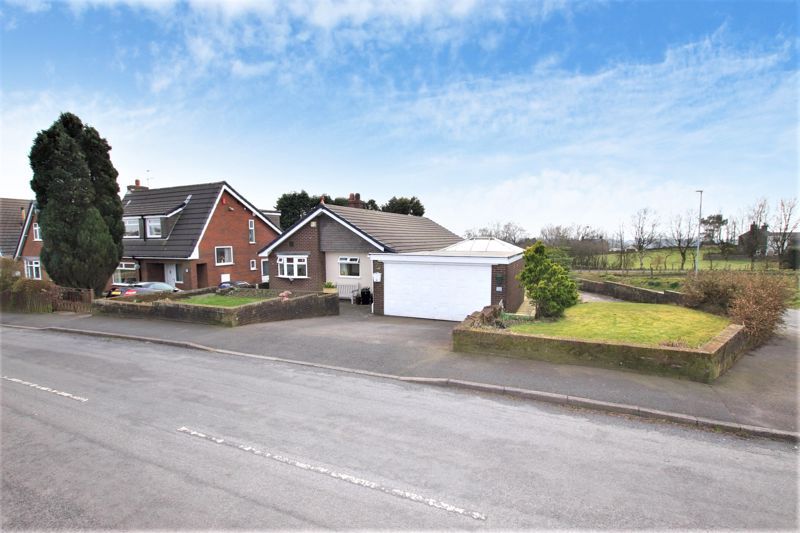 3 bed detached bungalow for sale in Cottage Lane, Biddulph Moor, Stoke
