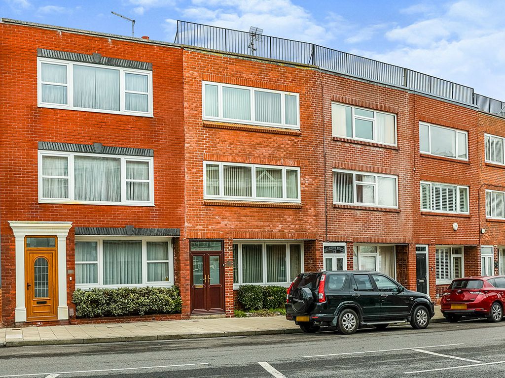 3 bed terraced house for sale in High Street, Old Portsmouth, Hampshire PO1 Zoopla
