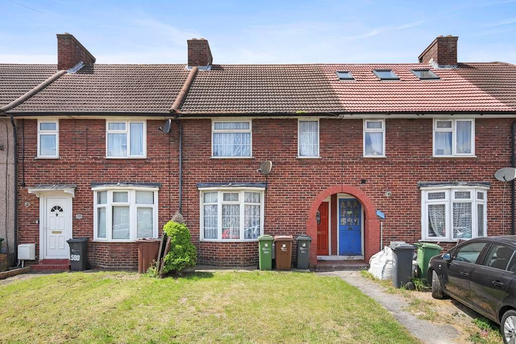 2 bed terraced house for sale in Gale Street, Dagenham RM9 Zoopla