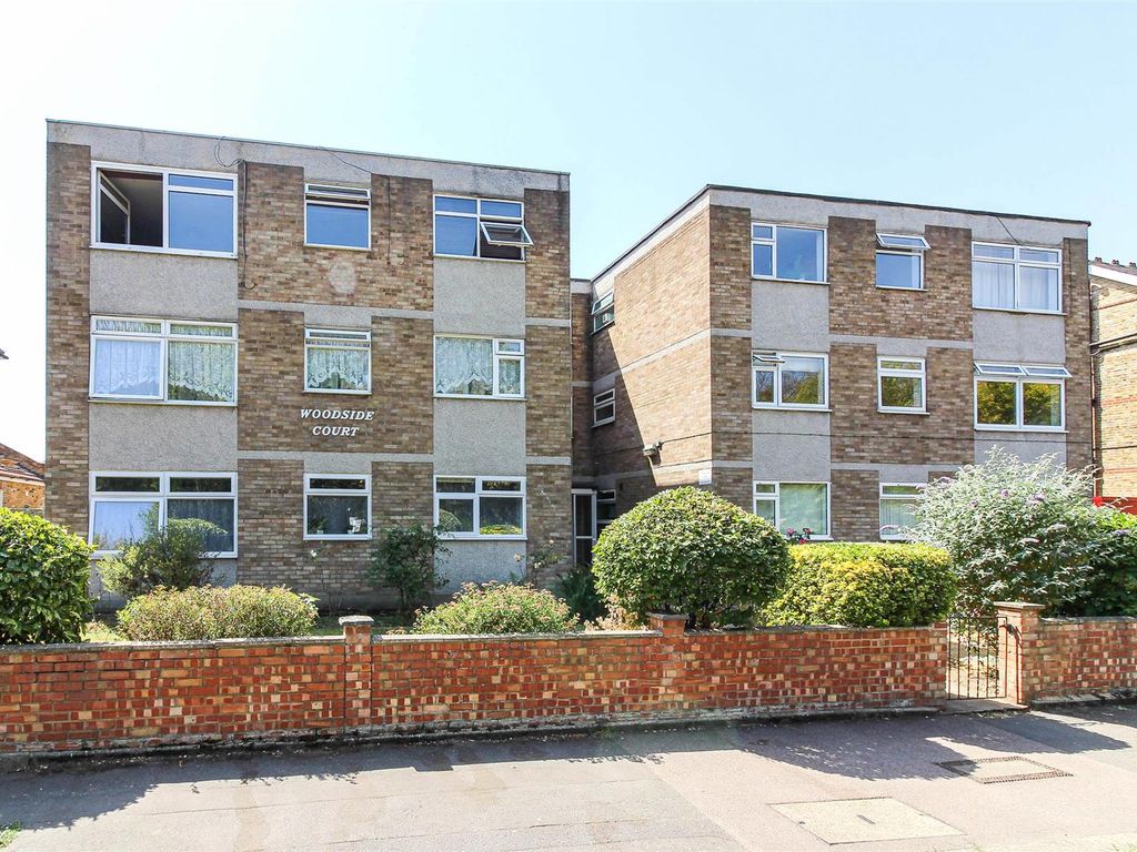 2 bed flat for sale in Woodside Court, Northumberland Avenue, Aldersbrook E12 Zoopla