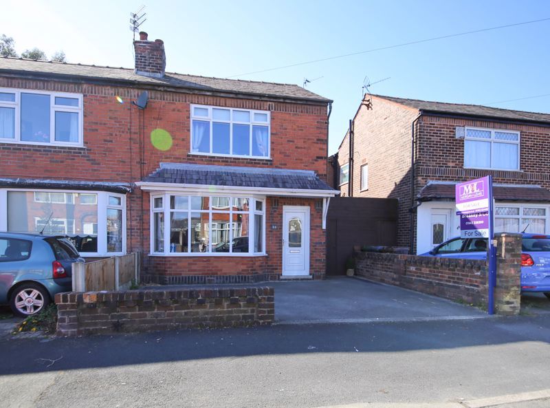3 bed semidetached house for sale in Lessingham Avenue, Swinley, Wigan