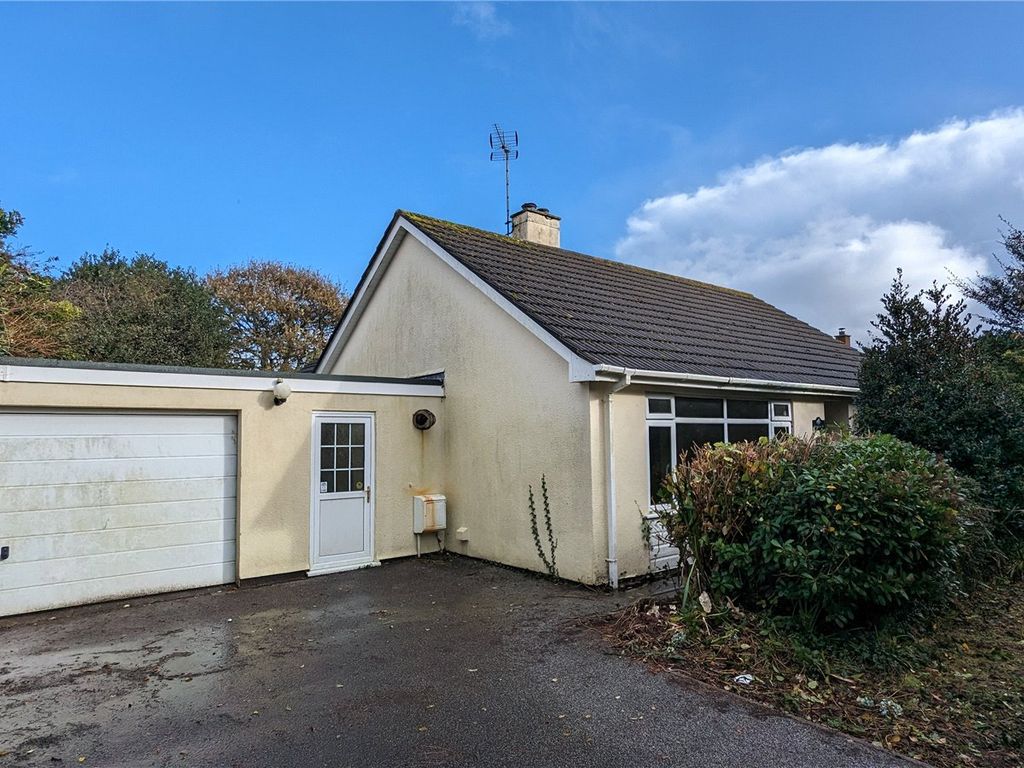 2 bed bungalow for sale in Smithy Lane, Carnon Downs, Truro, Cornwall