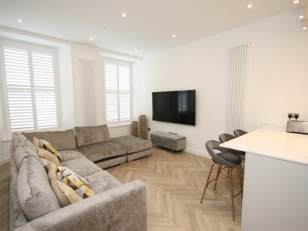 3 bed flat to rent in Lothian Road, Edinburgh EH3 Zoopla