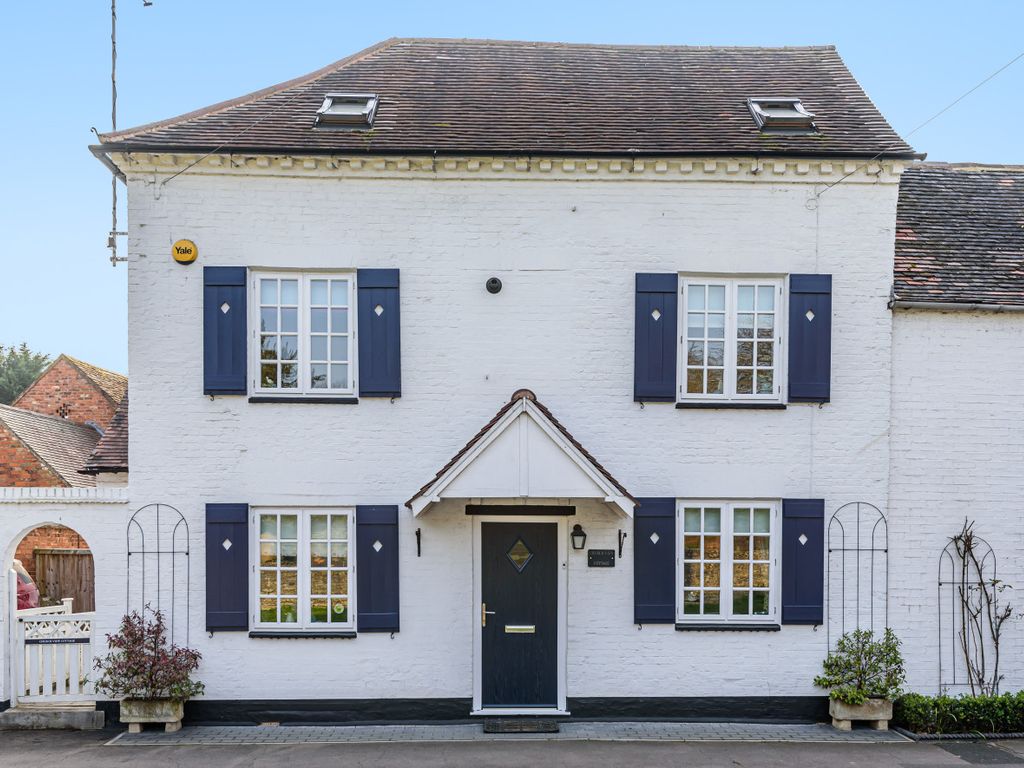 3 bed semidetached house for sale in Church Street, Fladbury, Pershore
