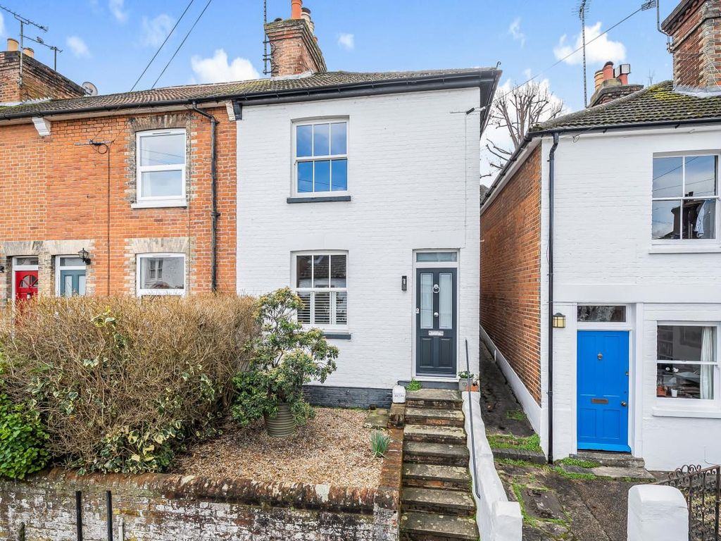 2 bed end terrace house for sale in Addison Road, Guildford GU1, £