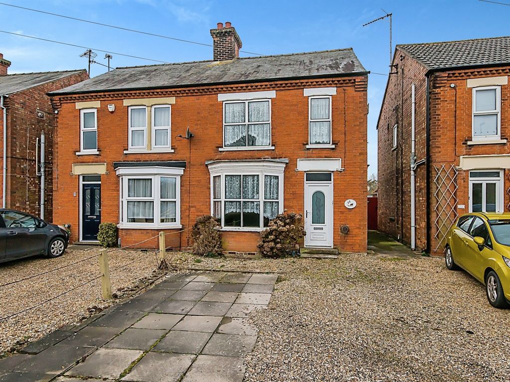 3 bed semidetached house for sale in Sutton Road, Leverington, Wisbech