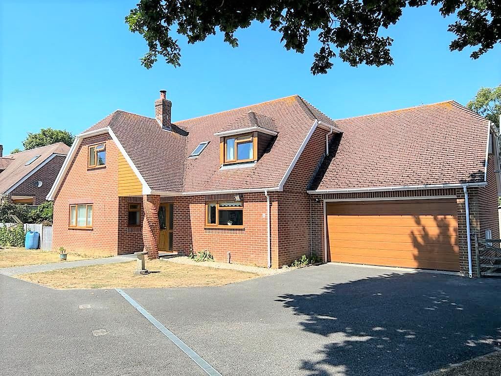 4 bed property for sale in Bulbarrow View, Crossways, Dorchester DT2