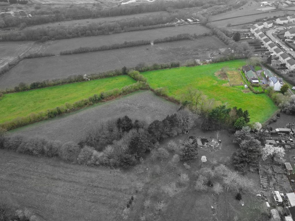 4 bed detached house for sale in Gill Lane, Grassmoor, Chesterfield S42