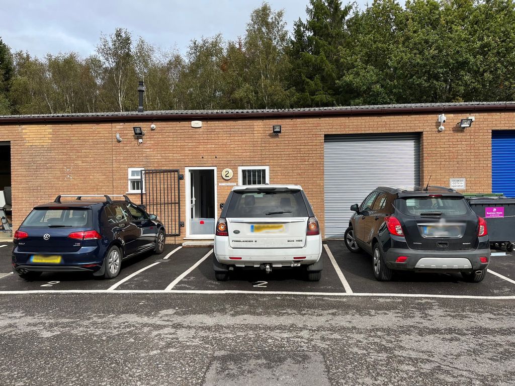 Light industrial to let in Collingwood Road, West Moors, Wimborne BH21