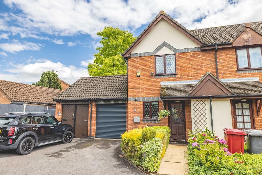 2 bed end terrace house for sale in Cooper Way, Slough SL1 Zoopla