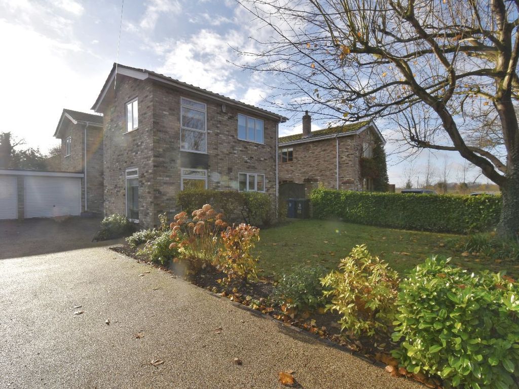 4 bed detached house for sale in Hinton Road, Fulbourn, Cambridge CB21