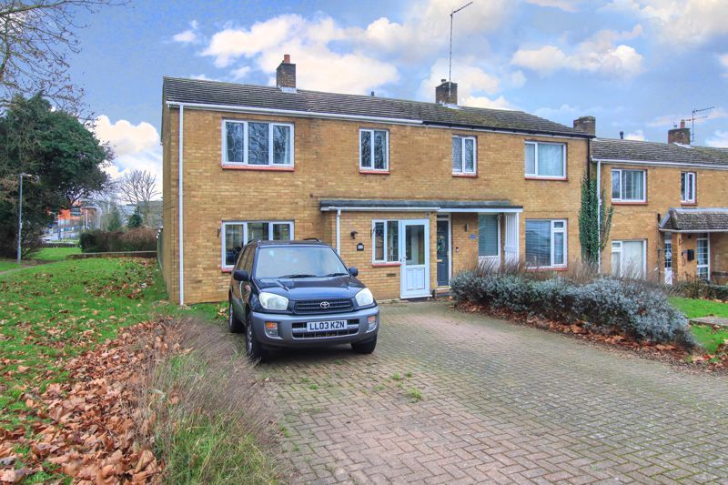 3 Bed End Terrace House For Sale In Woolmer Drive Hemel Hempstead Hp2