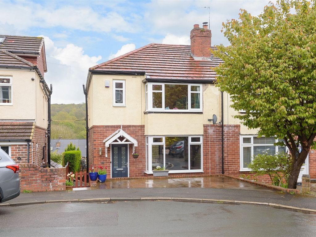 3 bed semidetached house for sale in Greeton Drive, Oughtibridge S35
