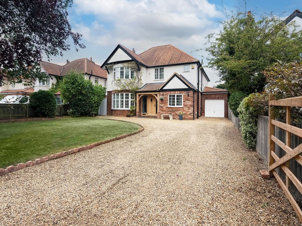 4 bed detached house for sale in Warren Heath Road, Ipswich IP3 Zoopla