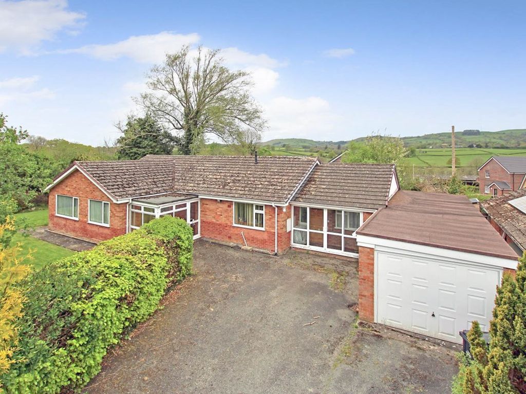 4 bed detached bungalow for sale in Drive, Llandrindod Wells