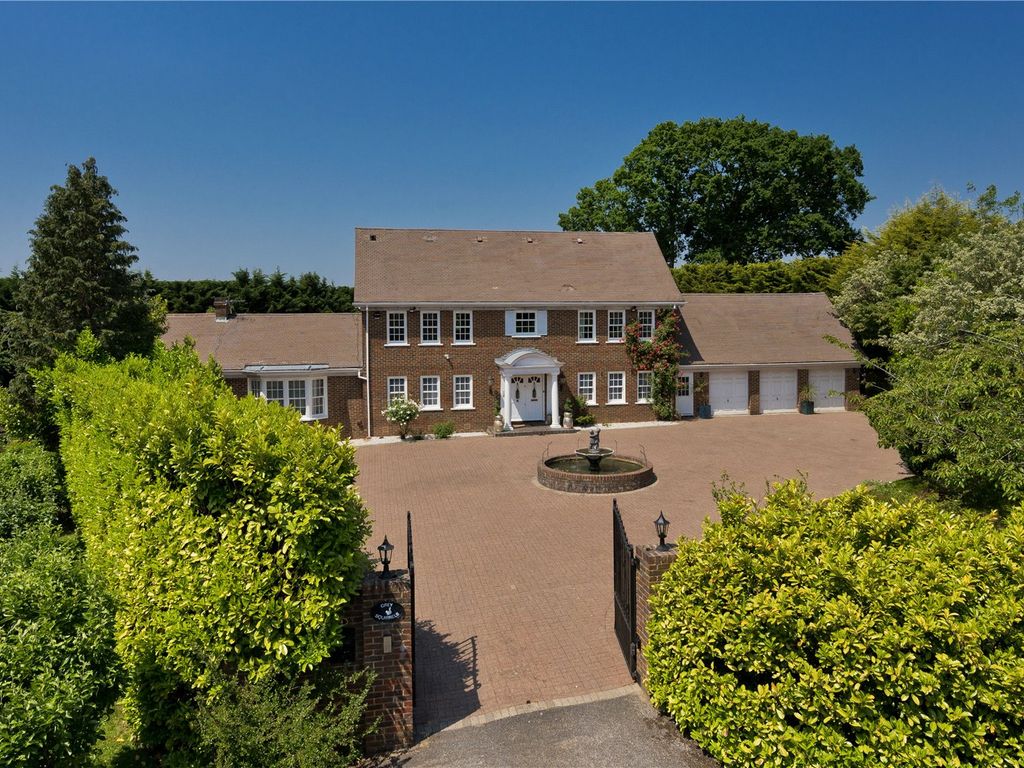 6 bed detached house to rent in Northcote, Oxshott, Surrey KT22 Zoopla