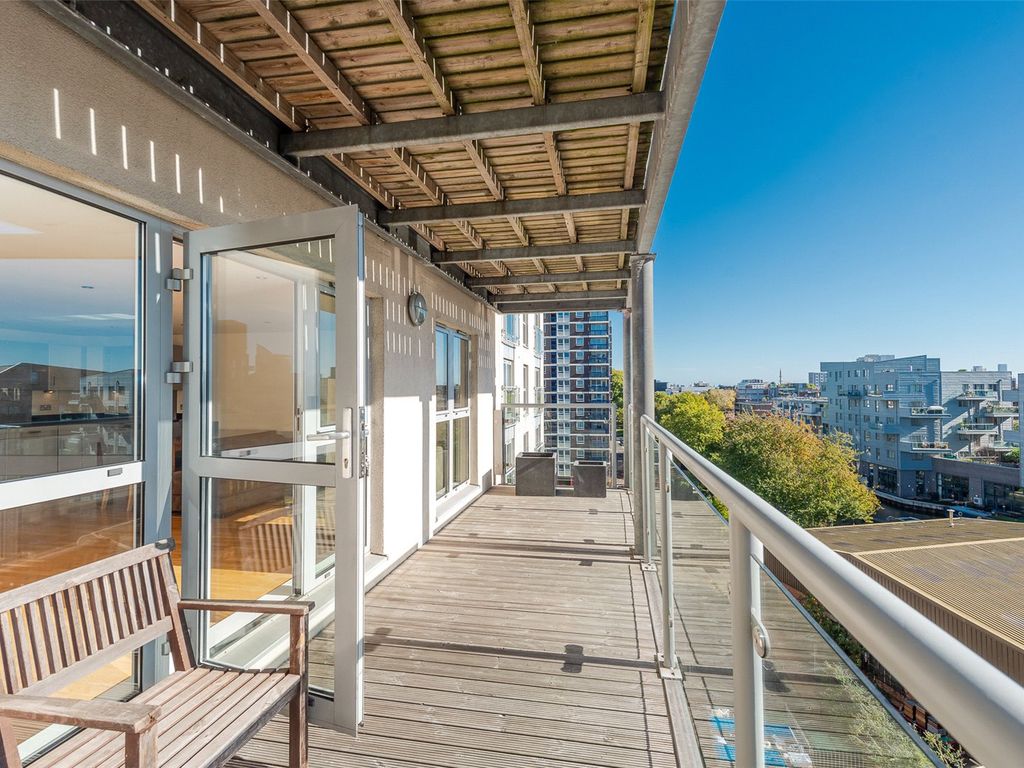 10 Southgate Road, De Beauvoir Town, Hackney N1  