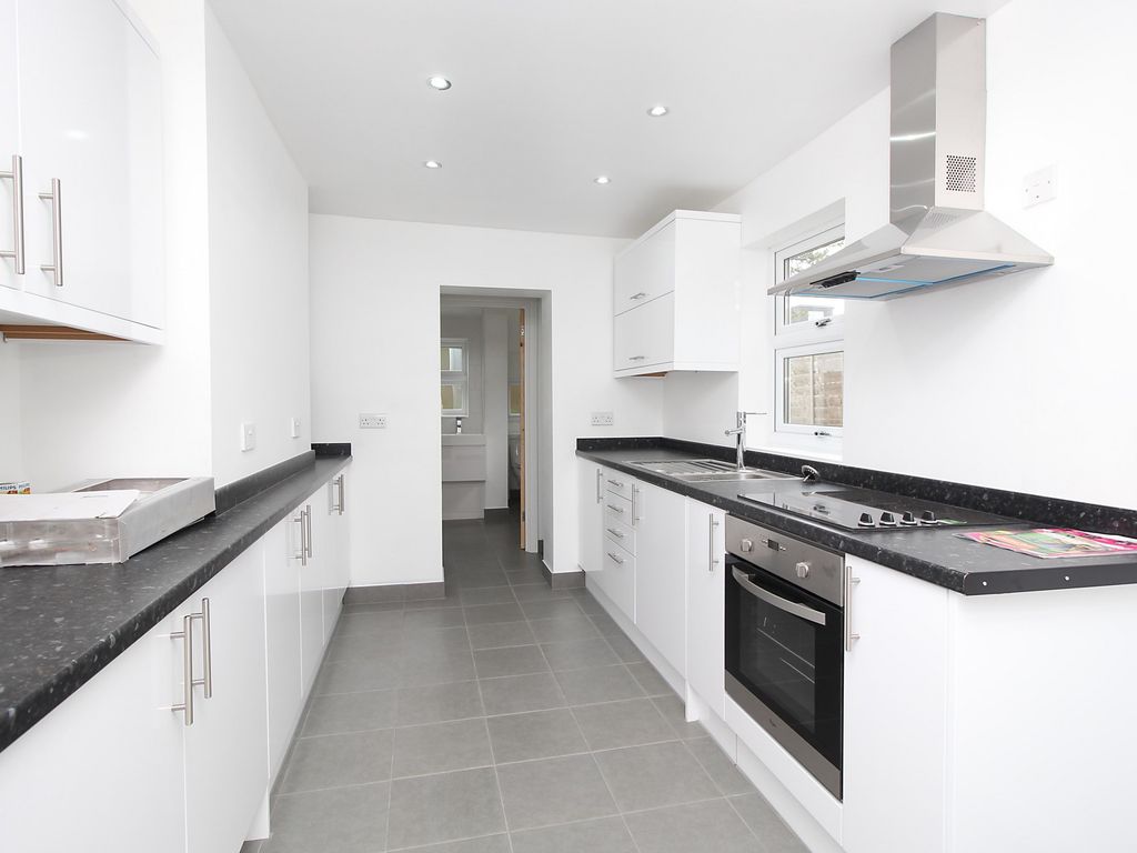 3 bed terraced house to rent in Odessa Road, London, Greater London E7