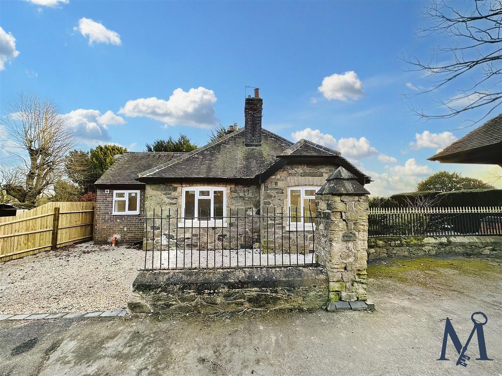 2 bed detached bungalow for sale in Church Lane, Whitwick, Coalville