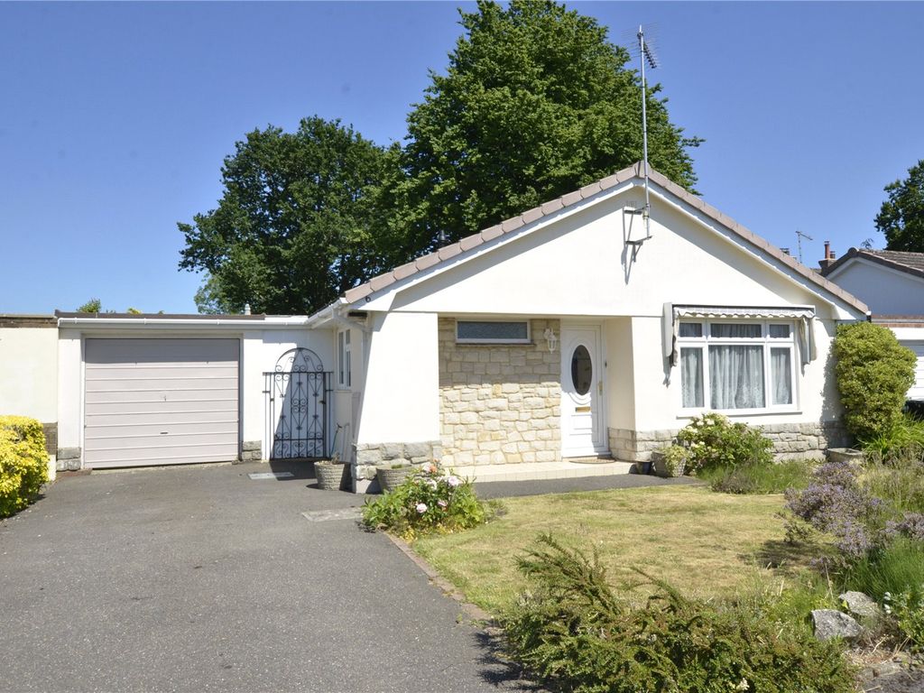 2 bed bungalow for sale in Arnold Road, West Moors, Ferndown, Dorset