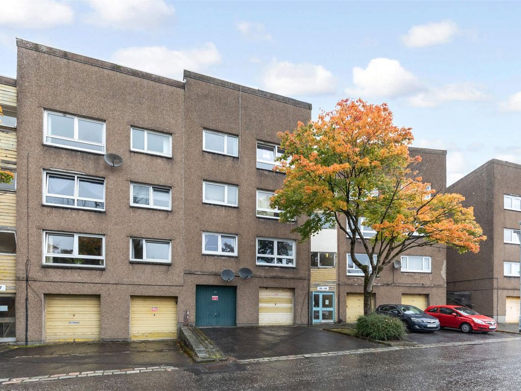 3 bed flat for sale in Abbotsford Road, Cumbernauld, Glasgow G67, £