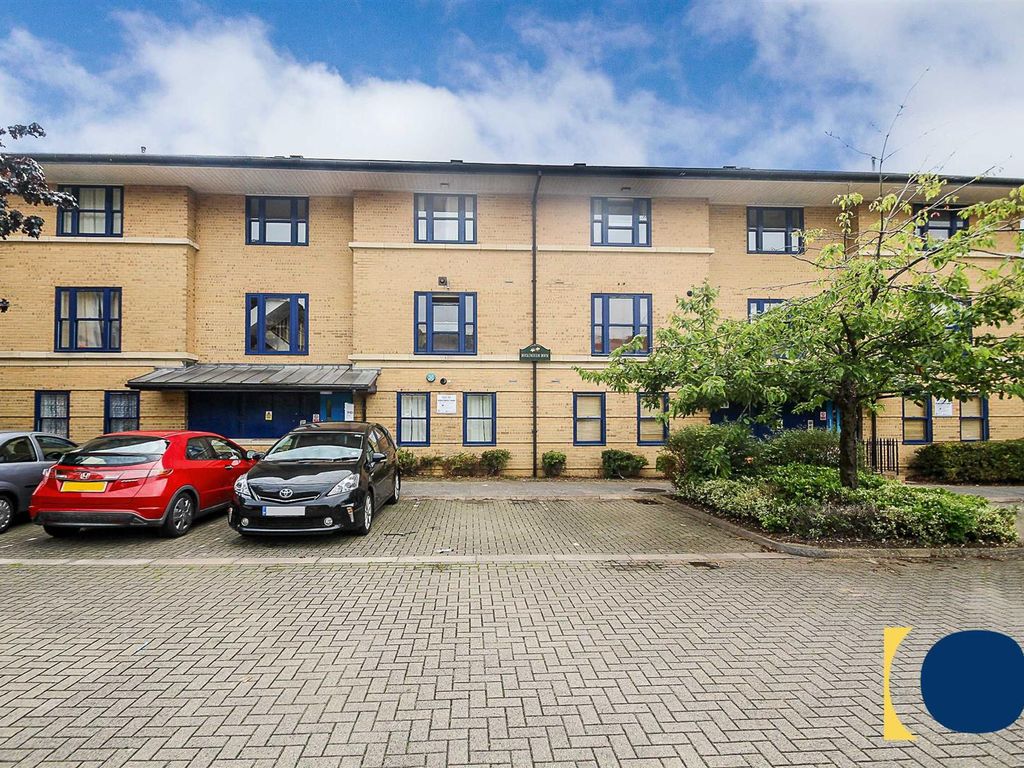 2 bed flat to rent in North Row, Milton Keynes MK9 Zoopla