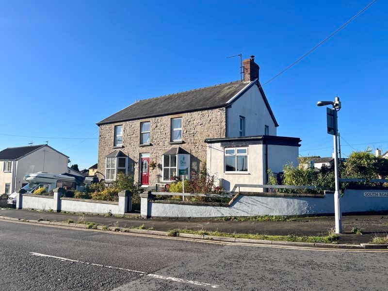 5 bed detached house for sale in South Road, Broadwell, Coleford GL16