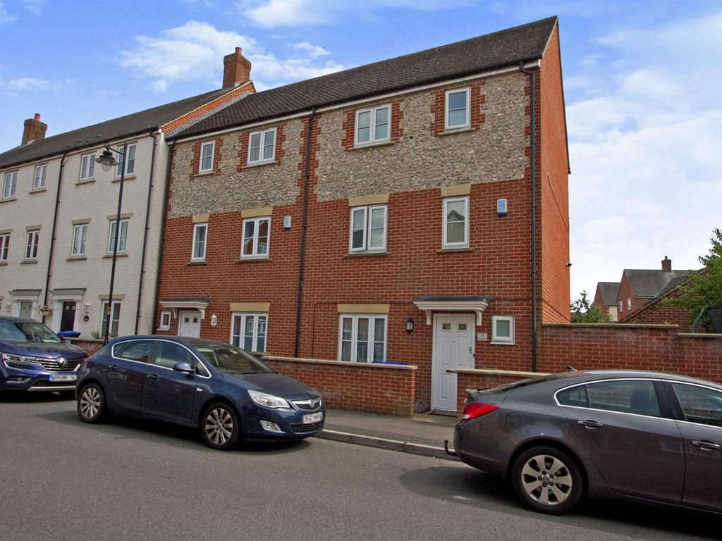 4 bed end terrace house for sale in Archers Way, Amesbury, Salisbury SP4 Zoopla