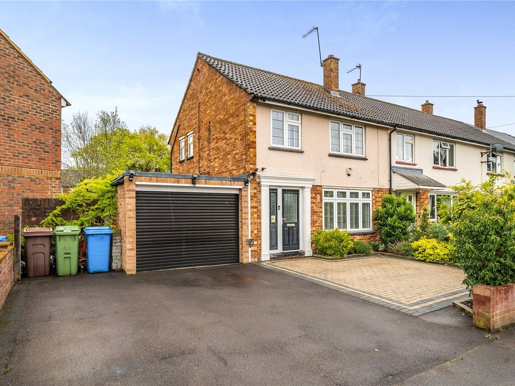 3 bed end terrace house for sale in Tongham Road, Aldershot, Hampshire GU12, £425,000 Zoopla