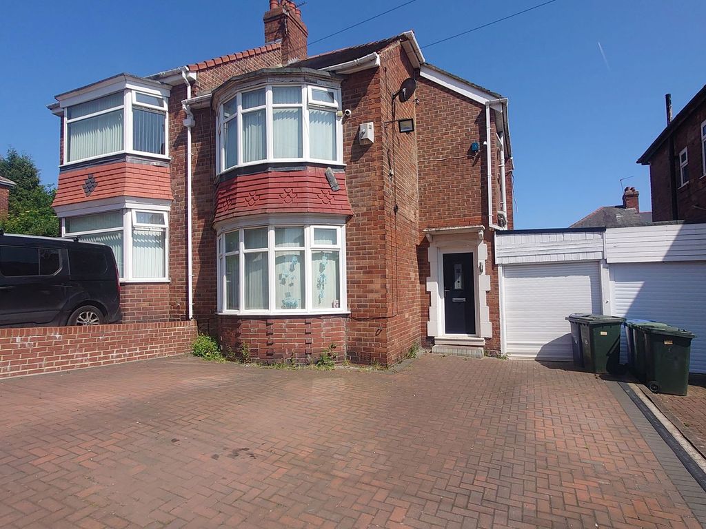 3 bed semidetached house to rent in Coventry Gardens, Newcastle Upon