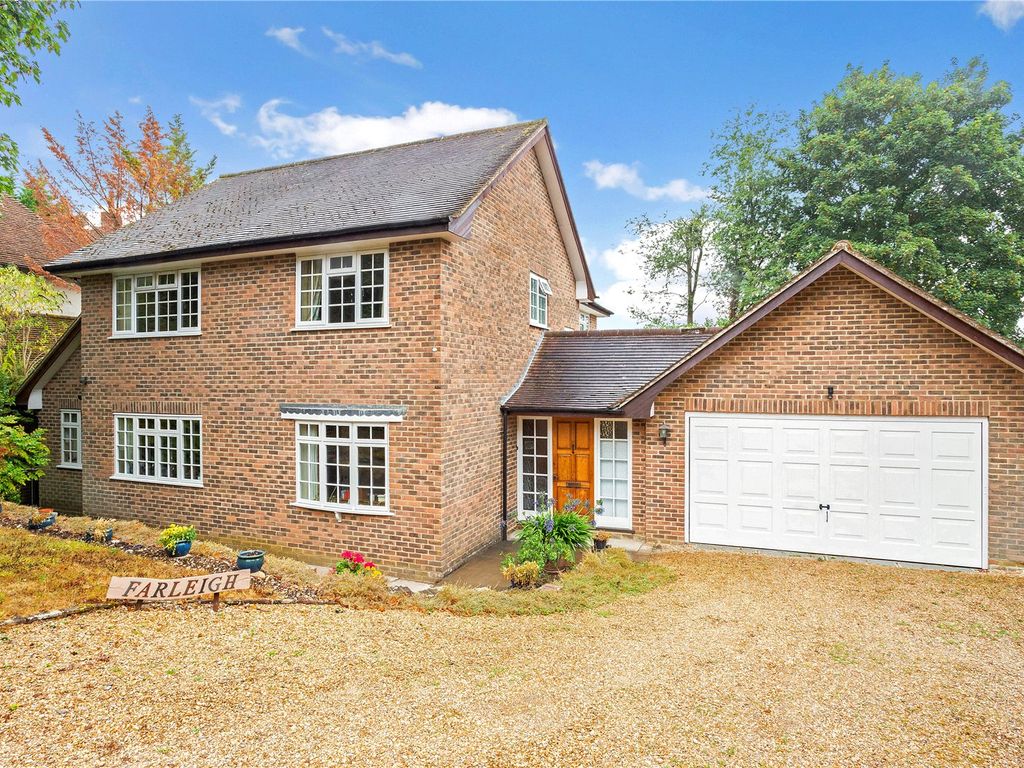 4 bed detached house for sale in Edward Road, Winchester, Hampshire