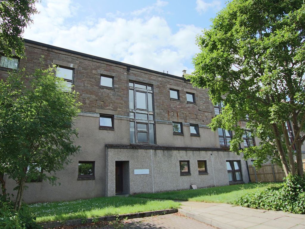 2 bed flat for sale in Eastwell Road, Lochee DD2, £76,000 Zoopla