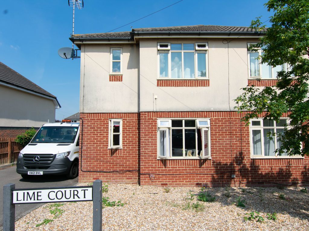 1 bed flat for sale in Grove Road, Churchdown, Gloucester GL3 Zoopla