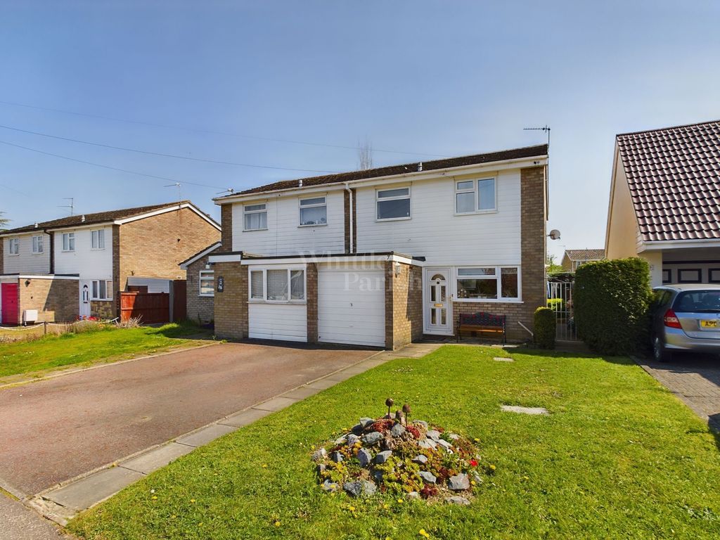 3 bed semidetached house for sale in St. Andrews Road, Scole, Diss