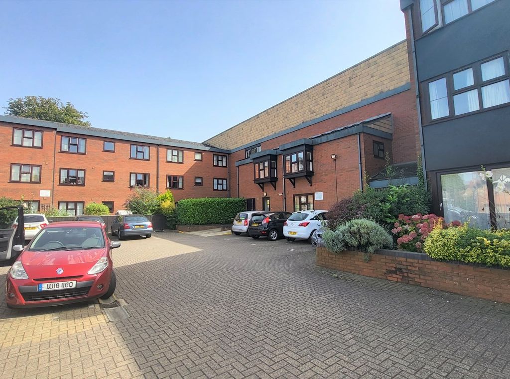 1 bed flat for sale in Lincoln Road, Peterborough PE1, £50,000 Zoopla
