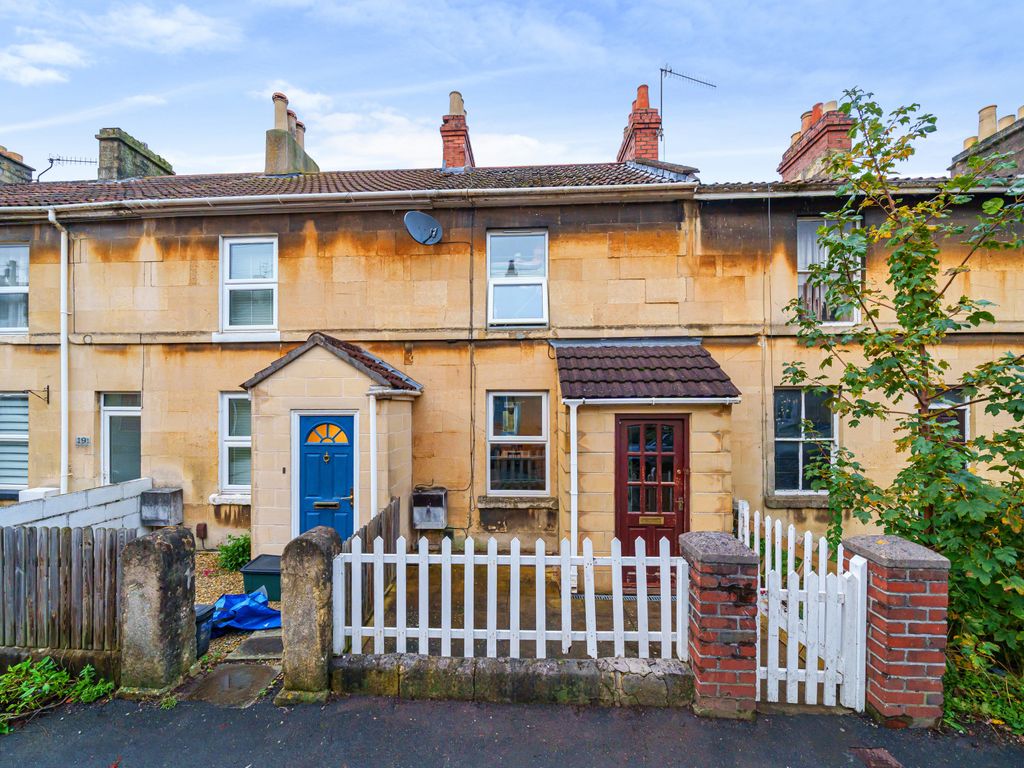 2 bed terraced house for sale in South View Road, Bath, Somerset BA2, £