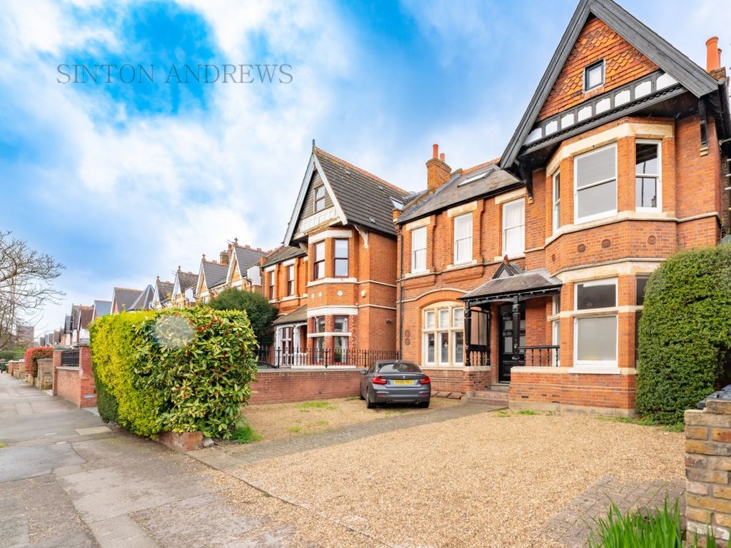 2 bed flat for sale in Gordon Road, Ealing W5, £750,000 Zoopla
