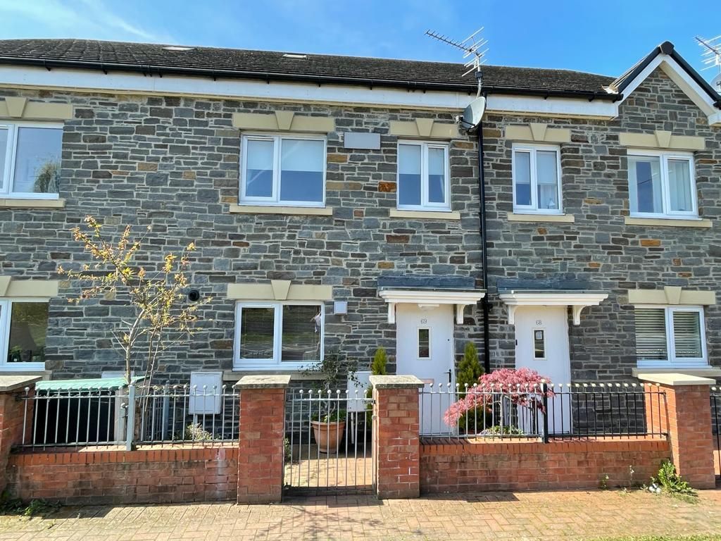 3 bed terraced house for sale in Clos Cae Nant, Cwmbran NP44 Zoopla