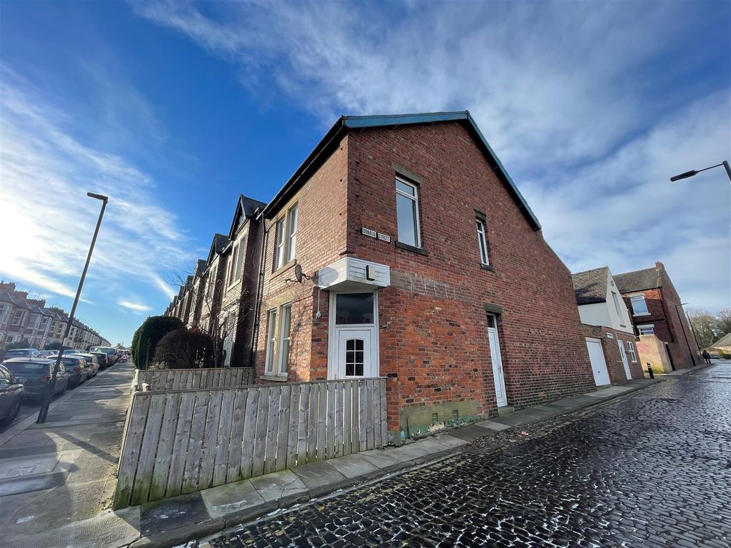 4 bed end terrace house for sale in Donald Street, Gosforth (M), Newcastle Upon Tyne NE3 Zoopla