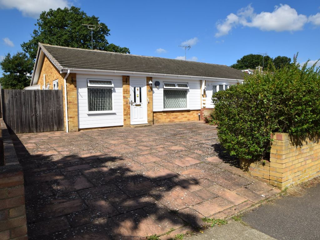 2 bed bungalow for sale in Courtfield Avenue, Lordswood, Chatham, Kent