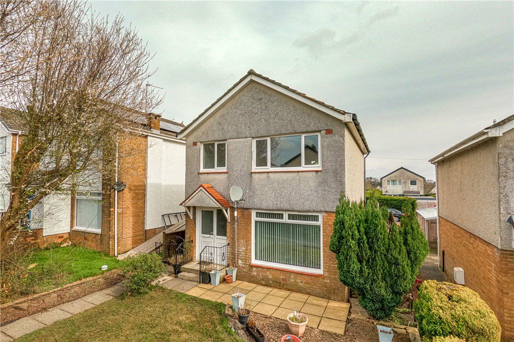 3 bed detached house for sale in Kinloch Road, Newton Mearns, Glasgow