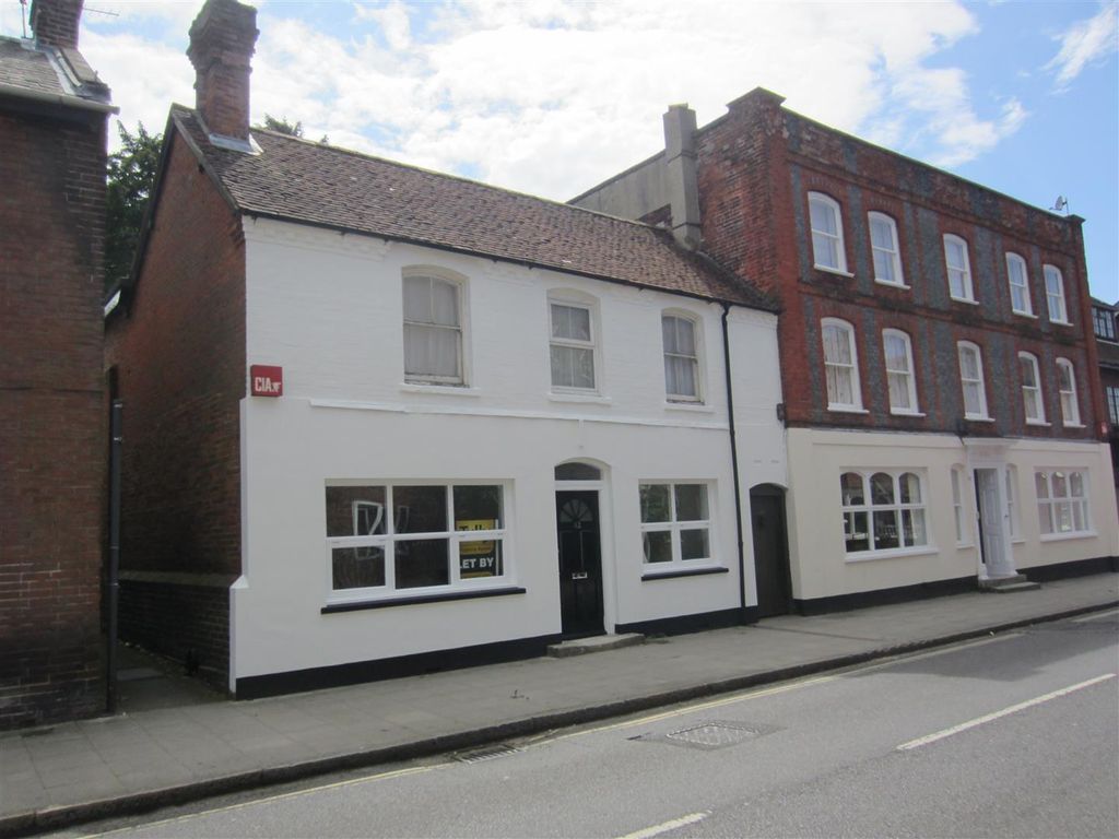 2 bed flat to rent in East Street, Havant, Hants PO9 Zoopla