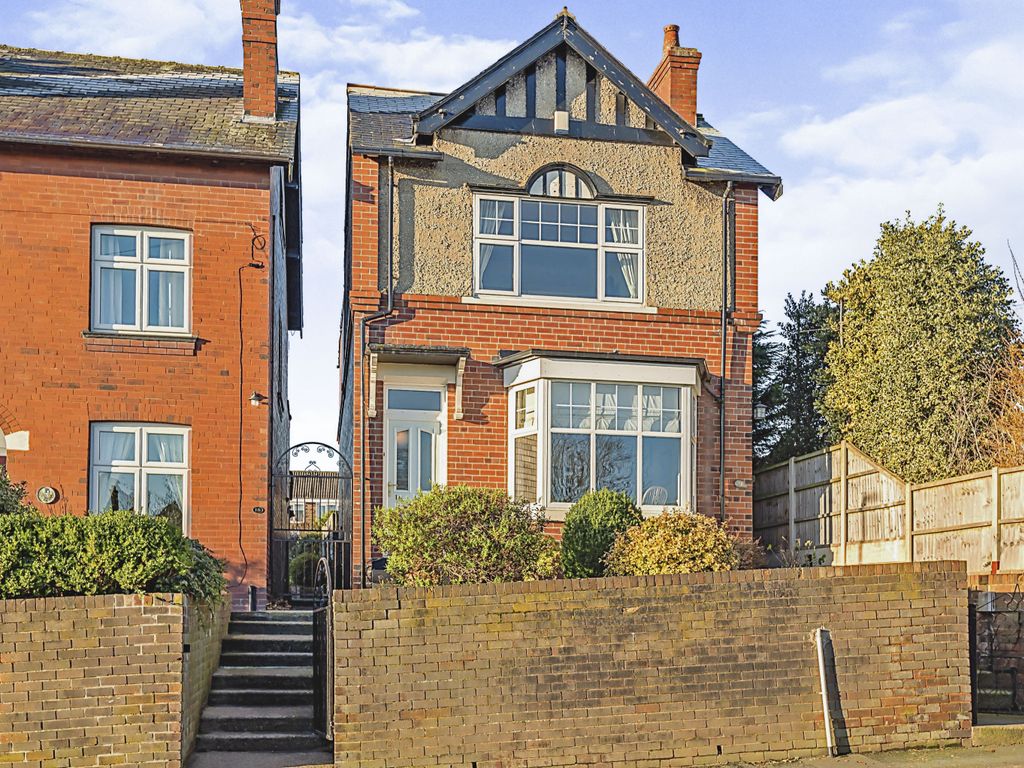 3 bed detached house for sale in Oulton Lane, Woodlesford, Leeds, West