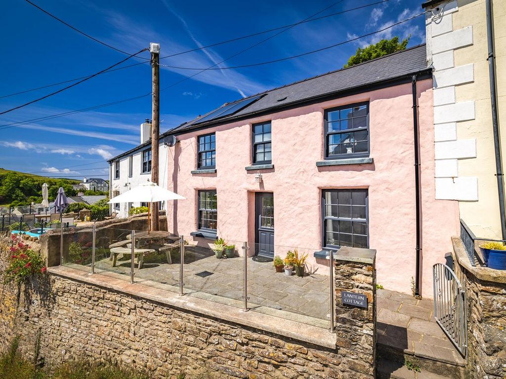 3 bed cottage for sale in Little Haven, Haverfordwest SA62, £425,000