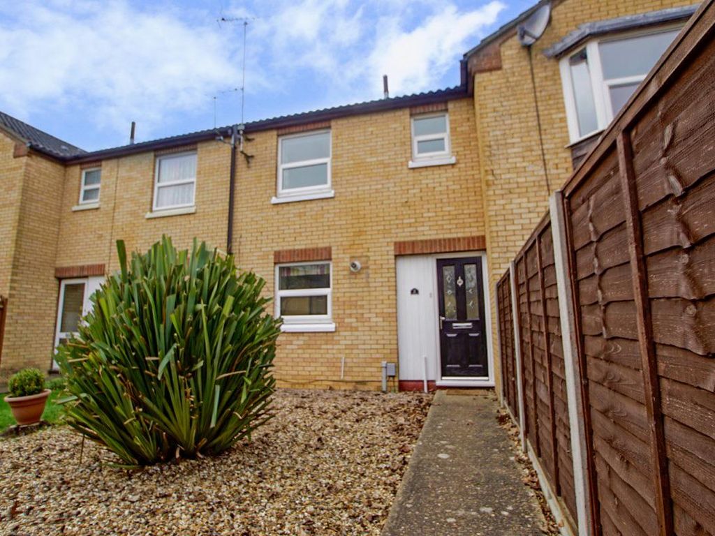 2 bed terraced house to rent in Bassingburn Walk, Welwyn Garden City
