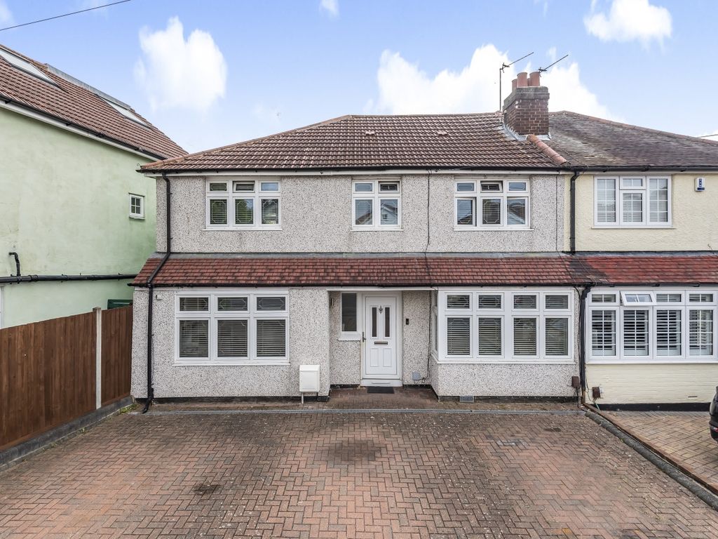 5 bed semidetached house for sale in Olron Crescent, Bexleyheath DA6
